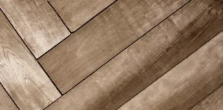 Pose carrelage imitation parquet : le guide pour éviter les mauvaises surprises